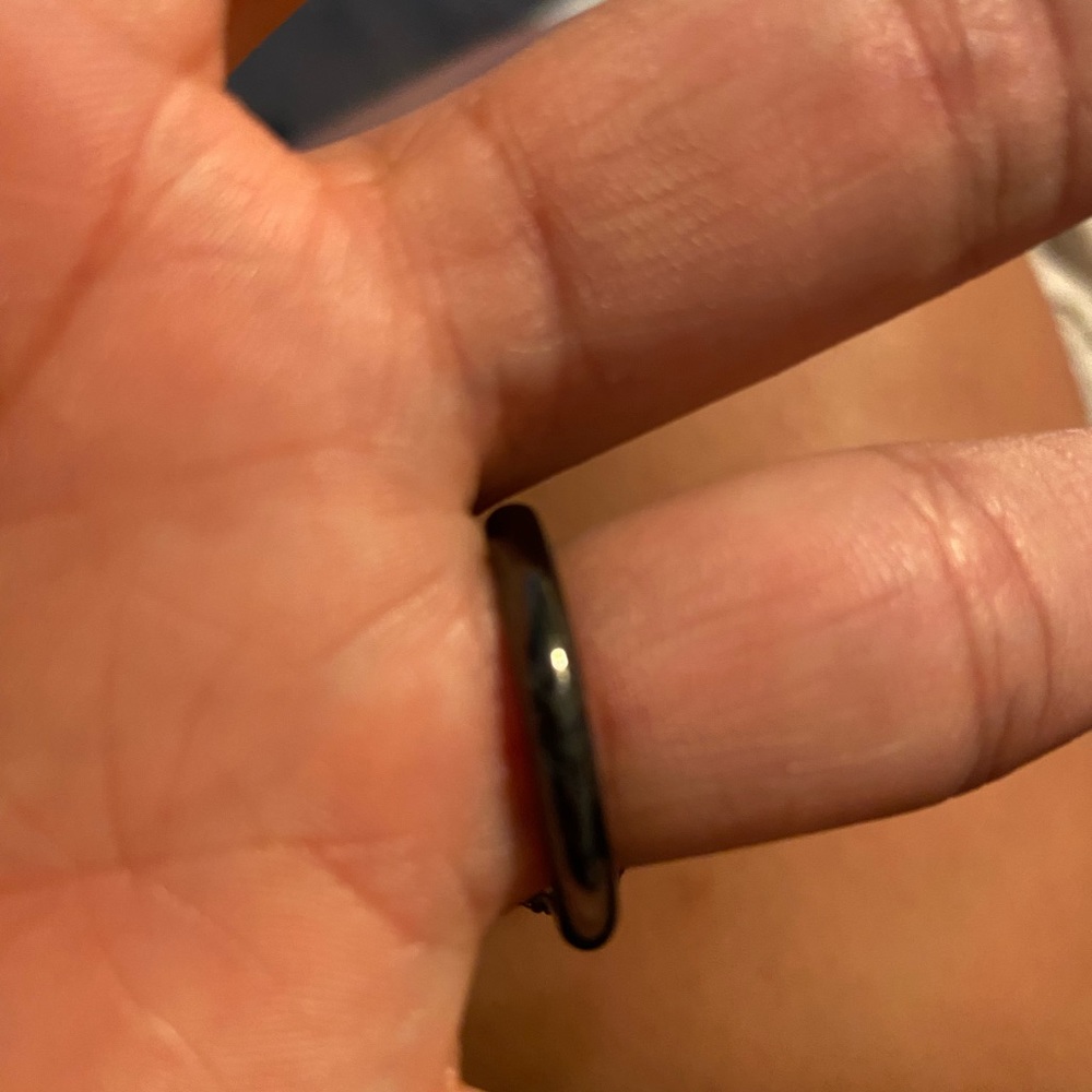 Beautiful ring - Picture 5 of 6